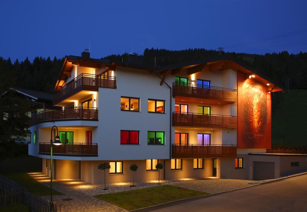 Aparthotel Rubinius 瓦格赖恩 外观 照片
